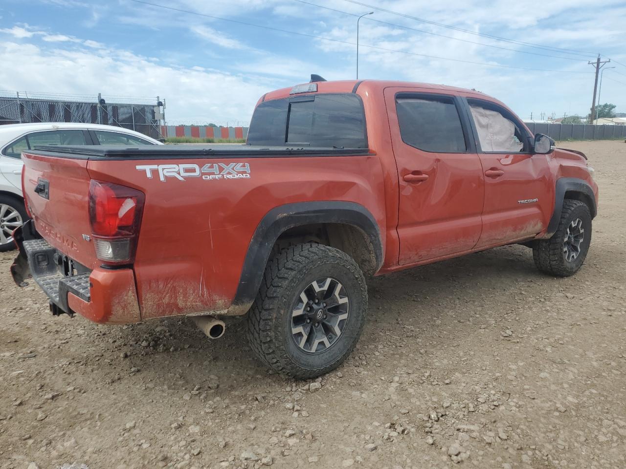 3TMCZ5AN1JM171896 2018 Toyota Tacoma Double Cab