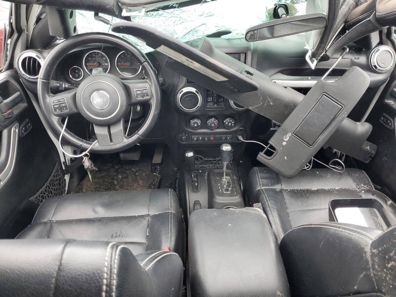 1C4HJWEGXCL158597 2012 Jeep Wrangler Unlimited Sahara