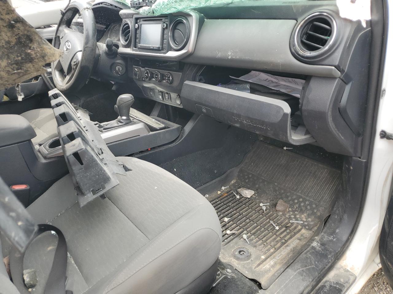 3TMCZ5AN3JM187260 2018 Toyota Tacoma Double Cab