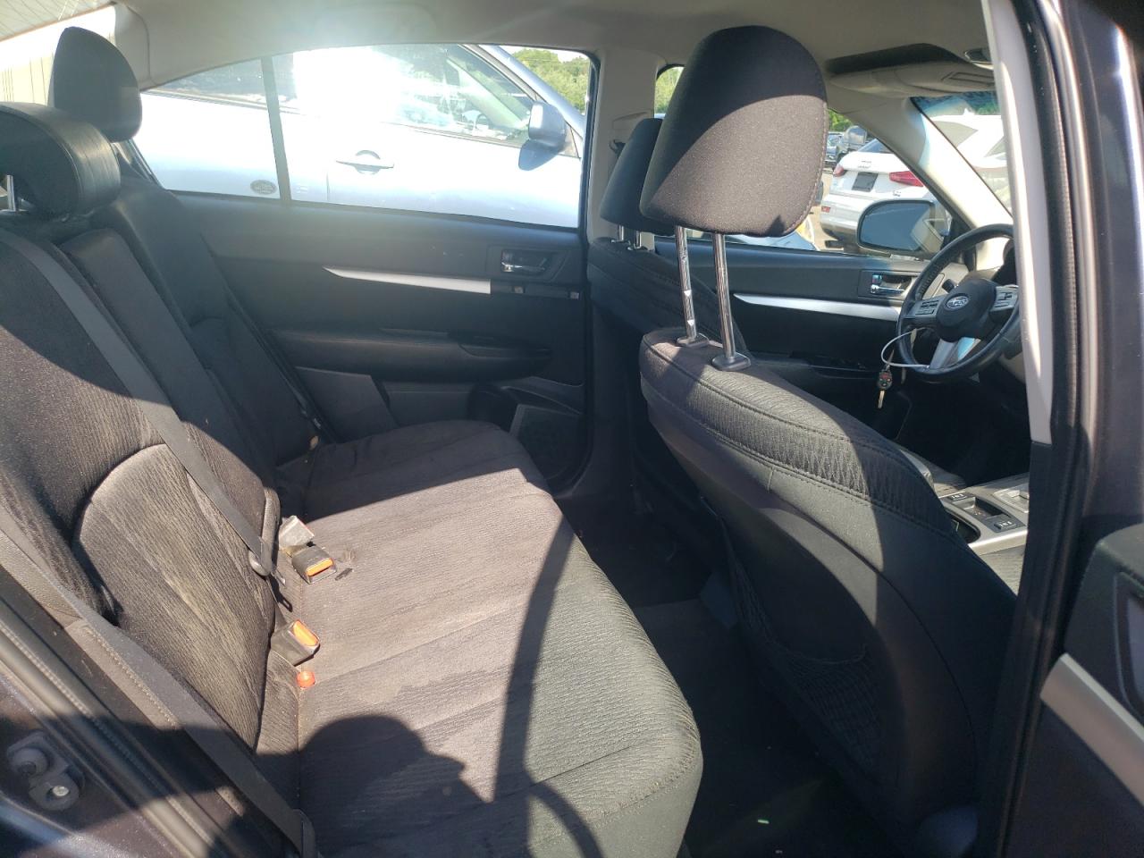 4S3BMBC64B3237696 2011 Subaru Legacy 2.5I Premium