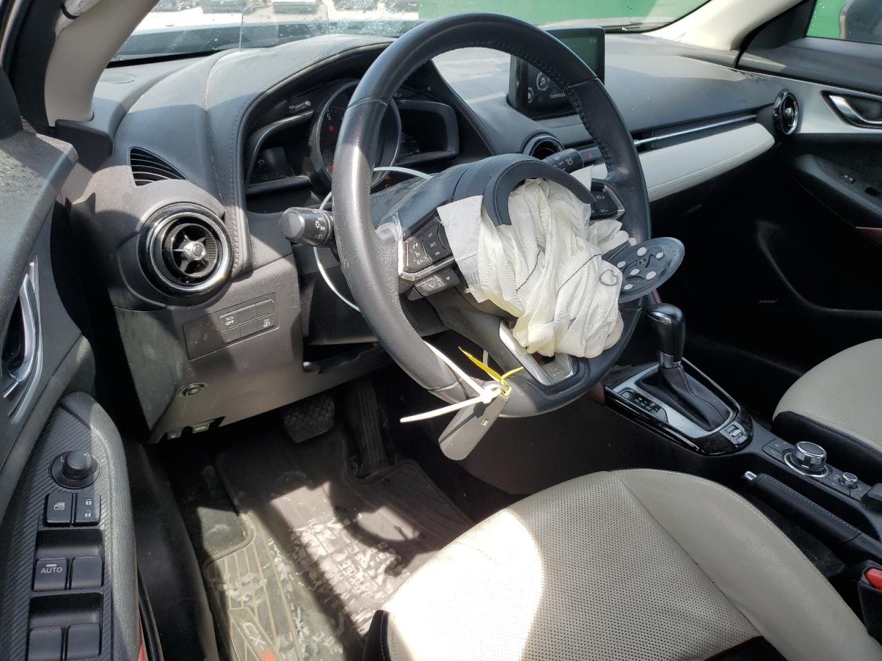 JM1DKFD76J0317501 2018 Mazda Cx-3 Grand Touring