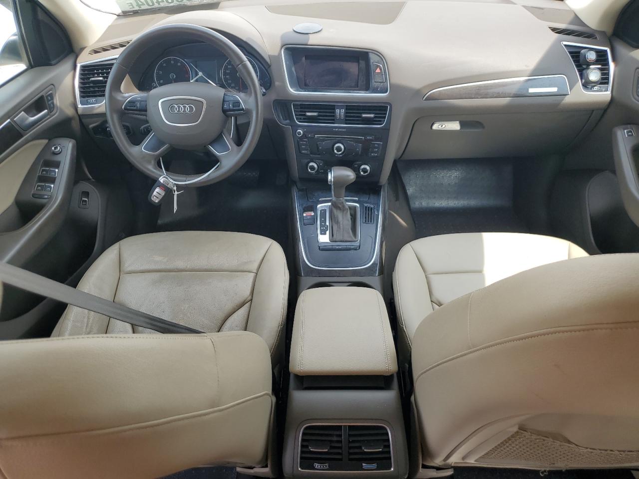 WA1CFAFP3EA042535 2014 Audi Q5 Premium