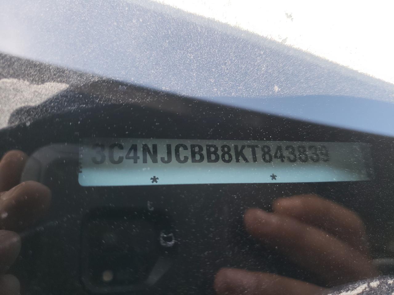 3C4NJCBB8KT843839 2019 Jeep Compass Latitude