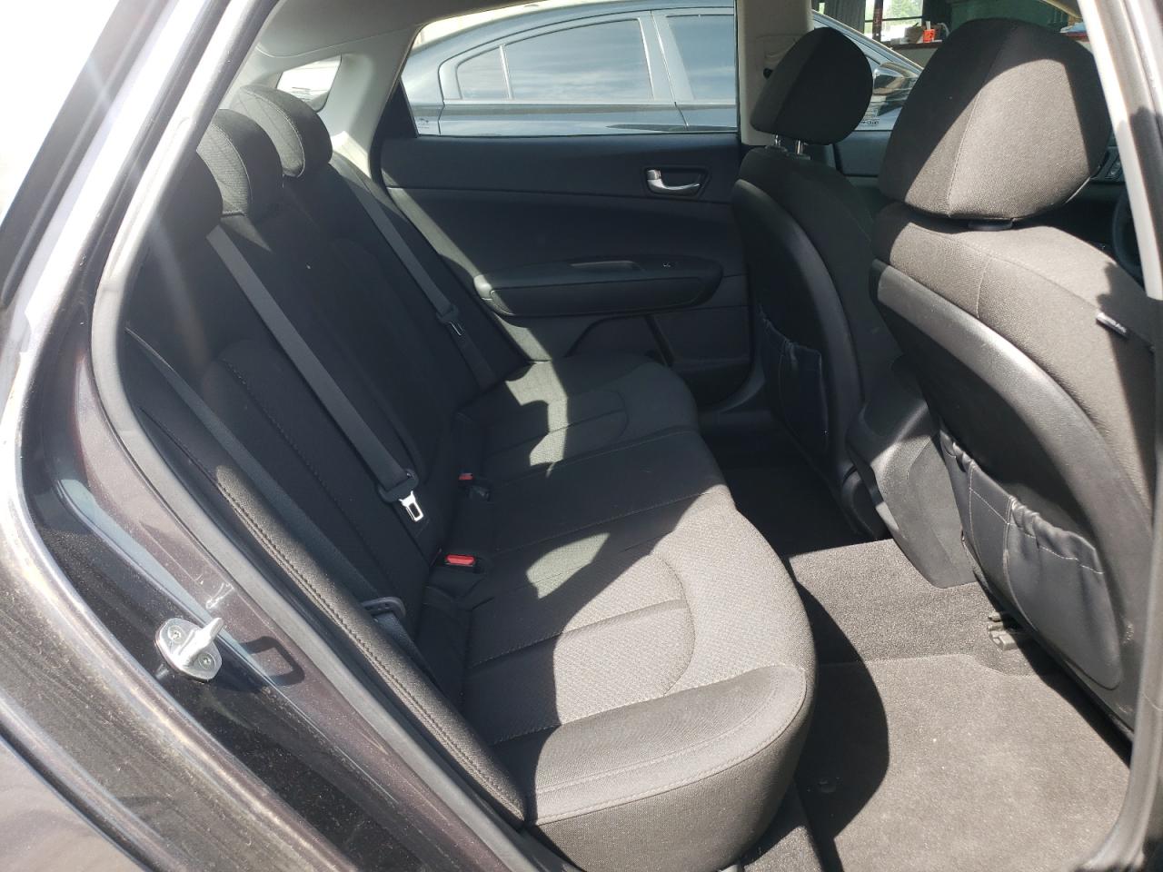 5XXGT4L35HG144303 2017 Kia Optima Lx