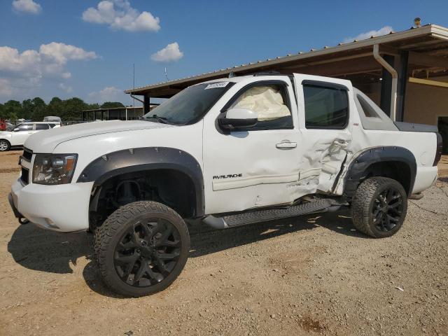 Global Auto Auctions: 2011 CHEVROLET AVALANCHE