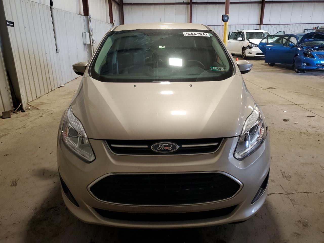 1FADP5AU3JL102829 2018 Ford C-Max Se