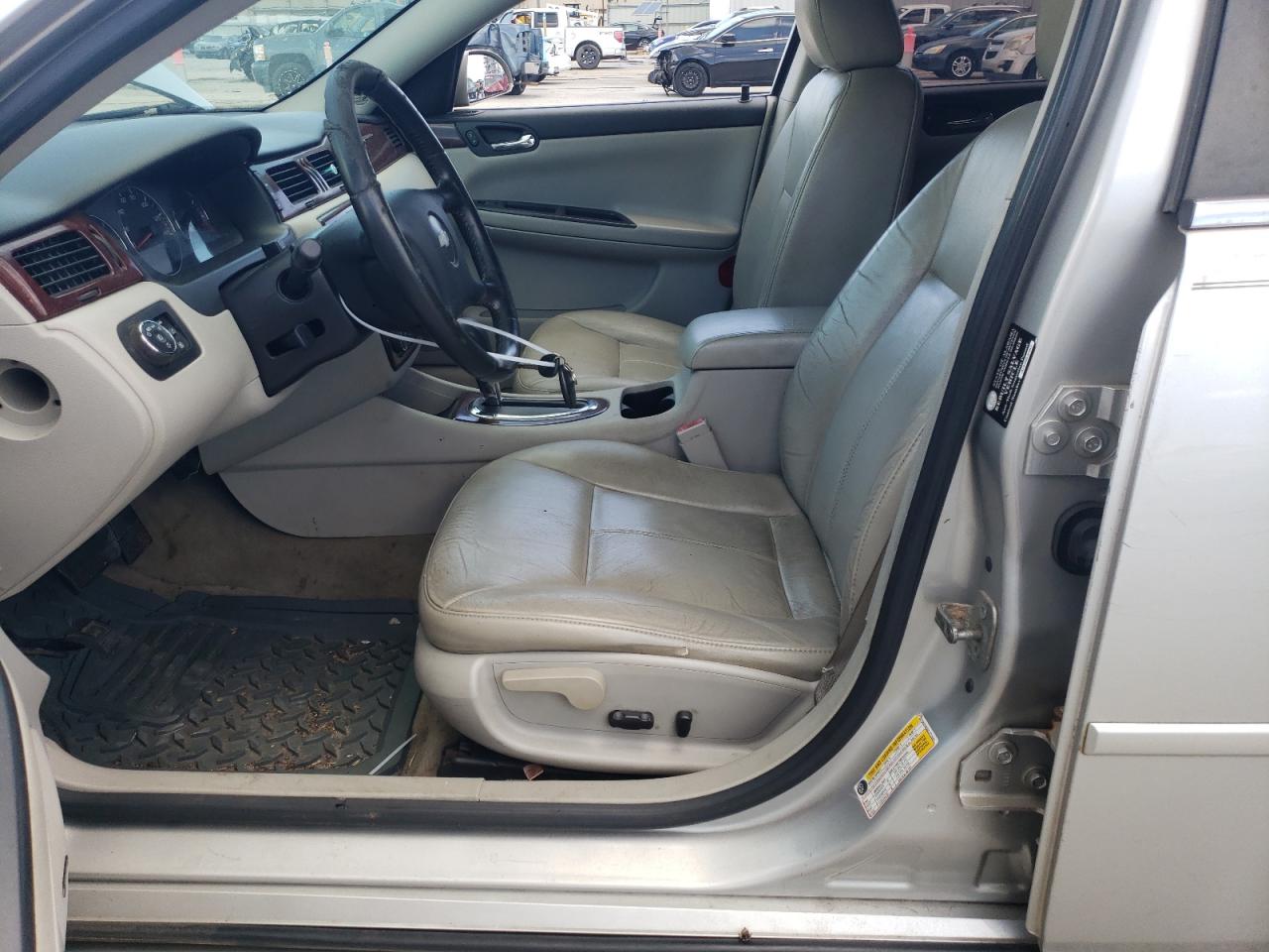 2G1WU583581271669 2008 Chevrolet Impala Ltz