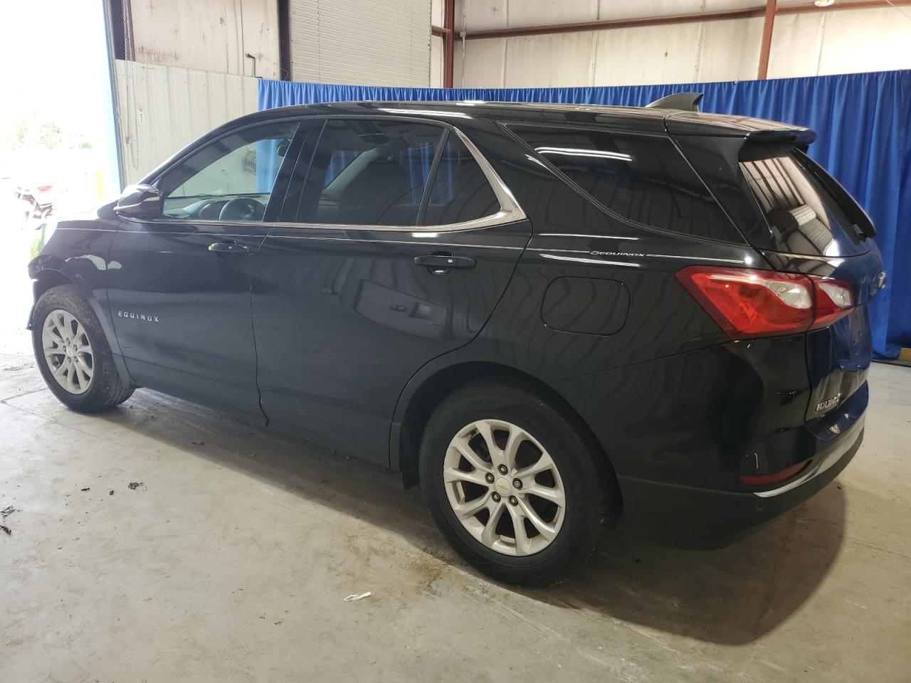 2GNAXJEV3J6175191 2018 Chevrolet Equinox Lt