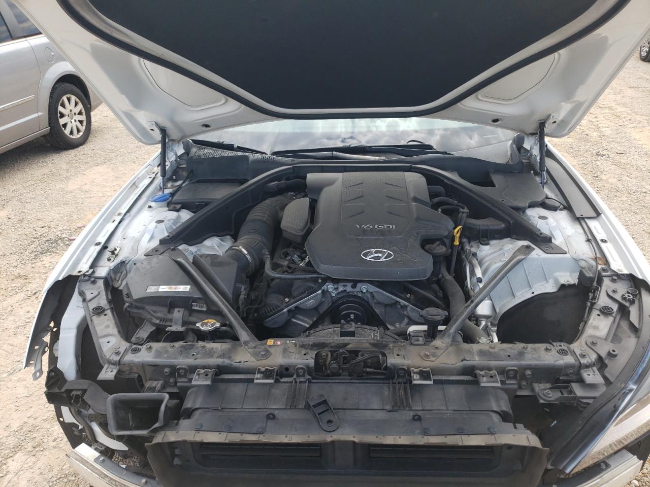 KMHGN4JE4FU074665 2015 Hyundai Genesis 3.8L