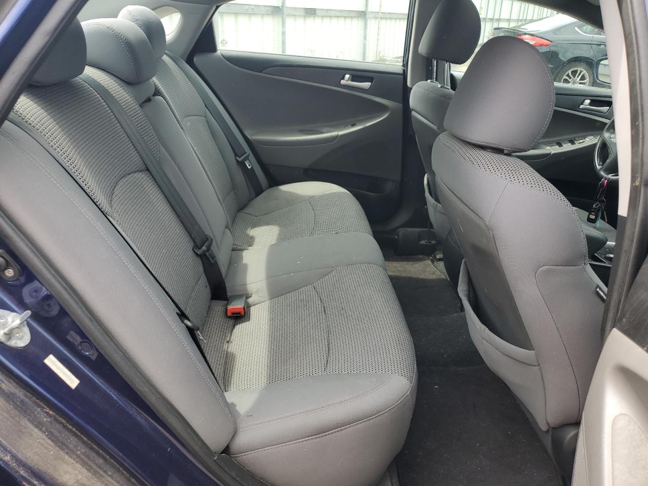 5NPEB4AC9BH020303 2011 Hyundai Sonata Gls