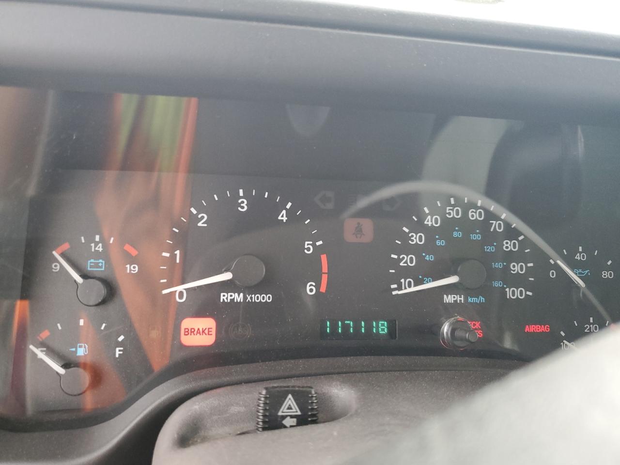 1J4FY49S6VP513017 1997 Jeep Wrangler / Tj Sahara