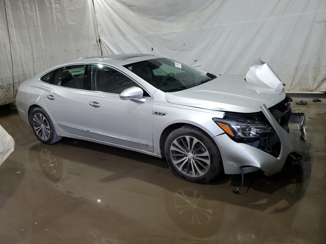 1G4ZR5SS1HU165645 2017 Buick Lacrosse Premium