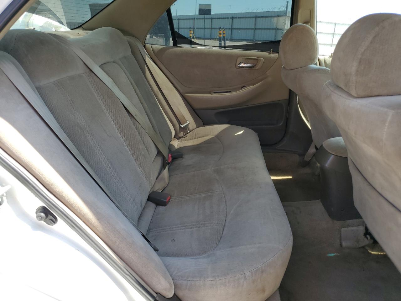 JHMCG5643YC034054 2000 Honda Accord Lx