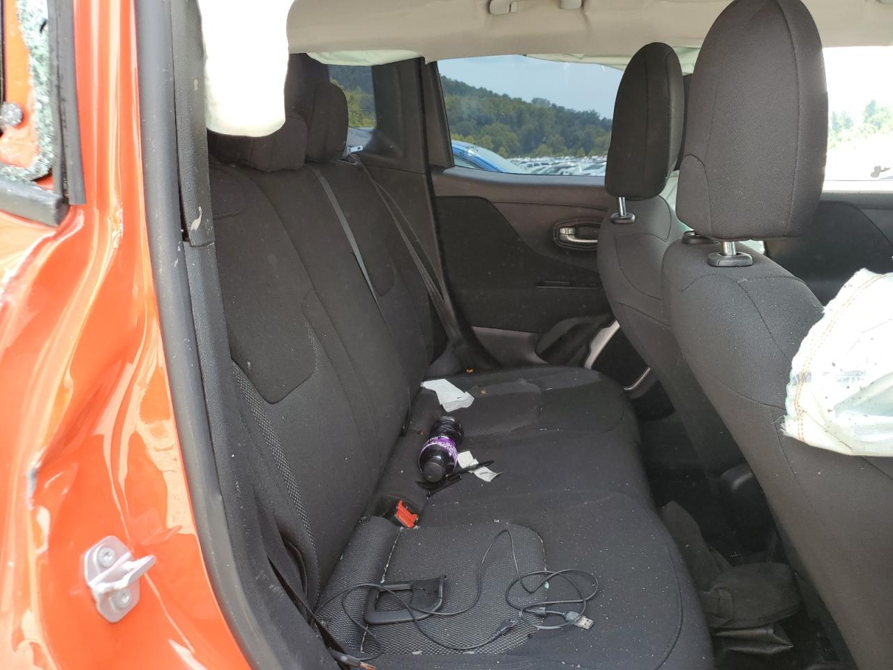 ZACNJBAB3KPK09158 2019 Jeep Renegade Sport