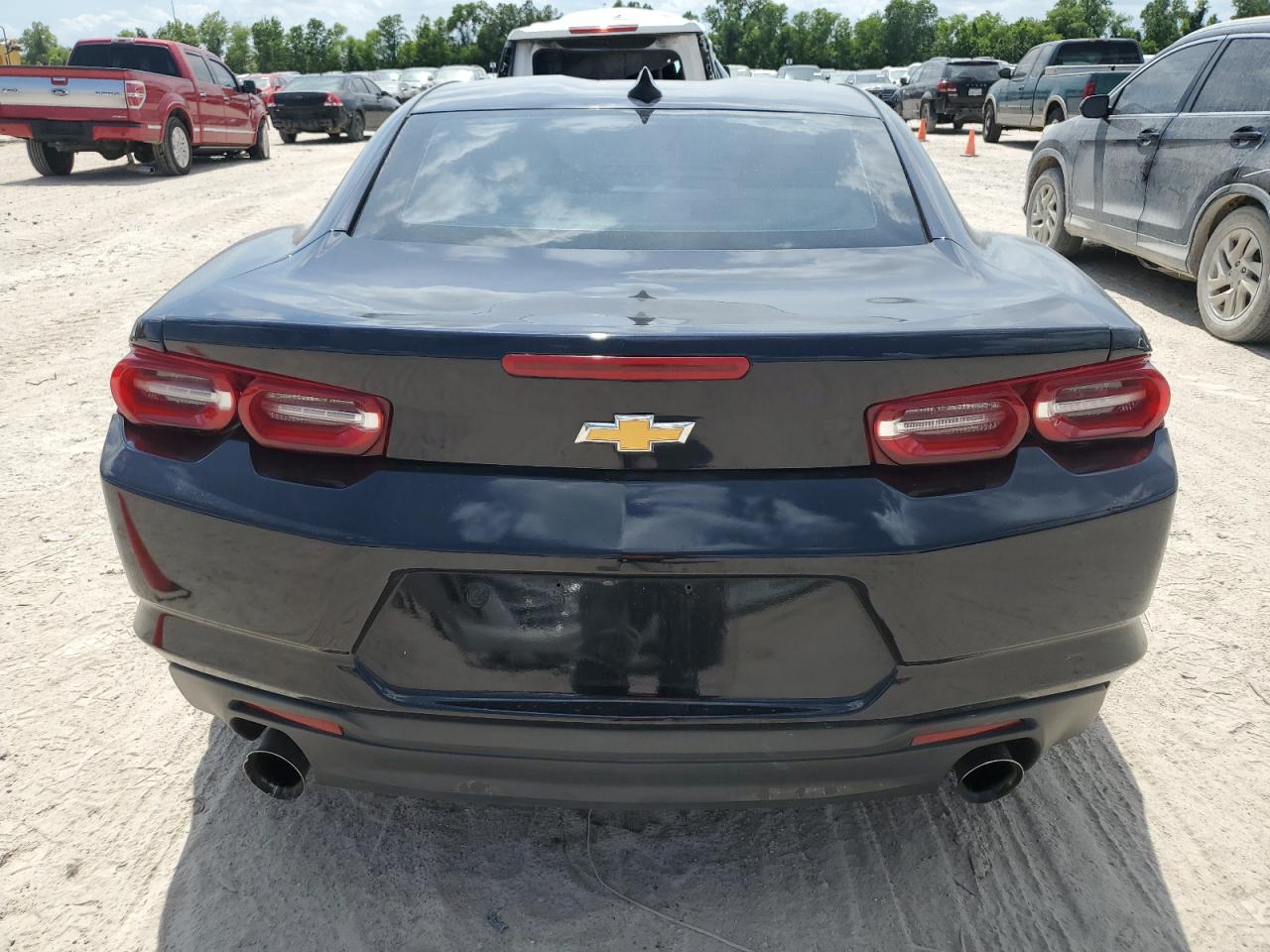 2020 Chevrolet Camaro Ls vin: 1G1FB1RS5L0117777