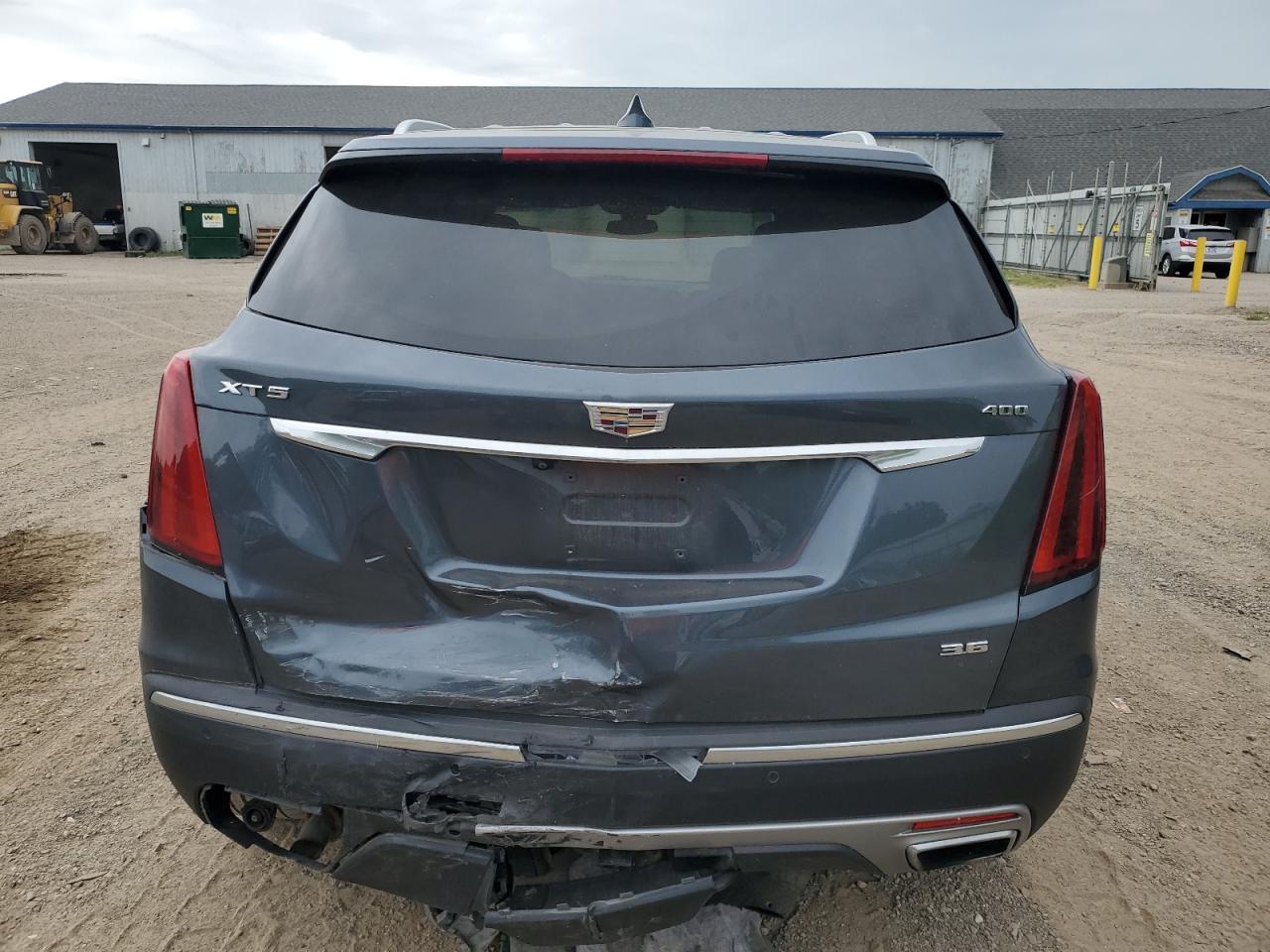 1GYKNDRS0MZ142687 2021 Cadillac Xt5 Premium Luxury