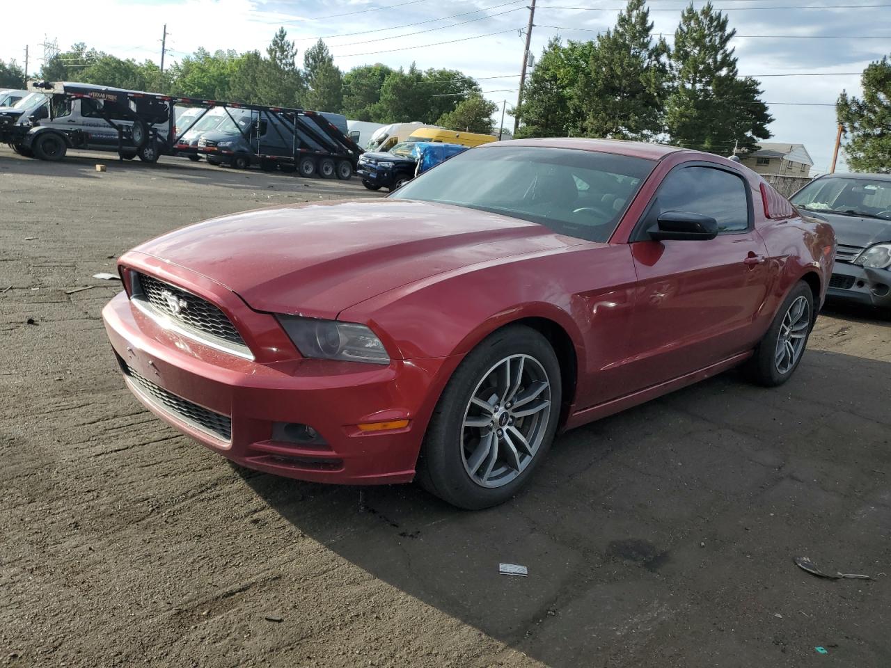 2014 Ford Mustang vin: 1ZVBP8AM0E5257526