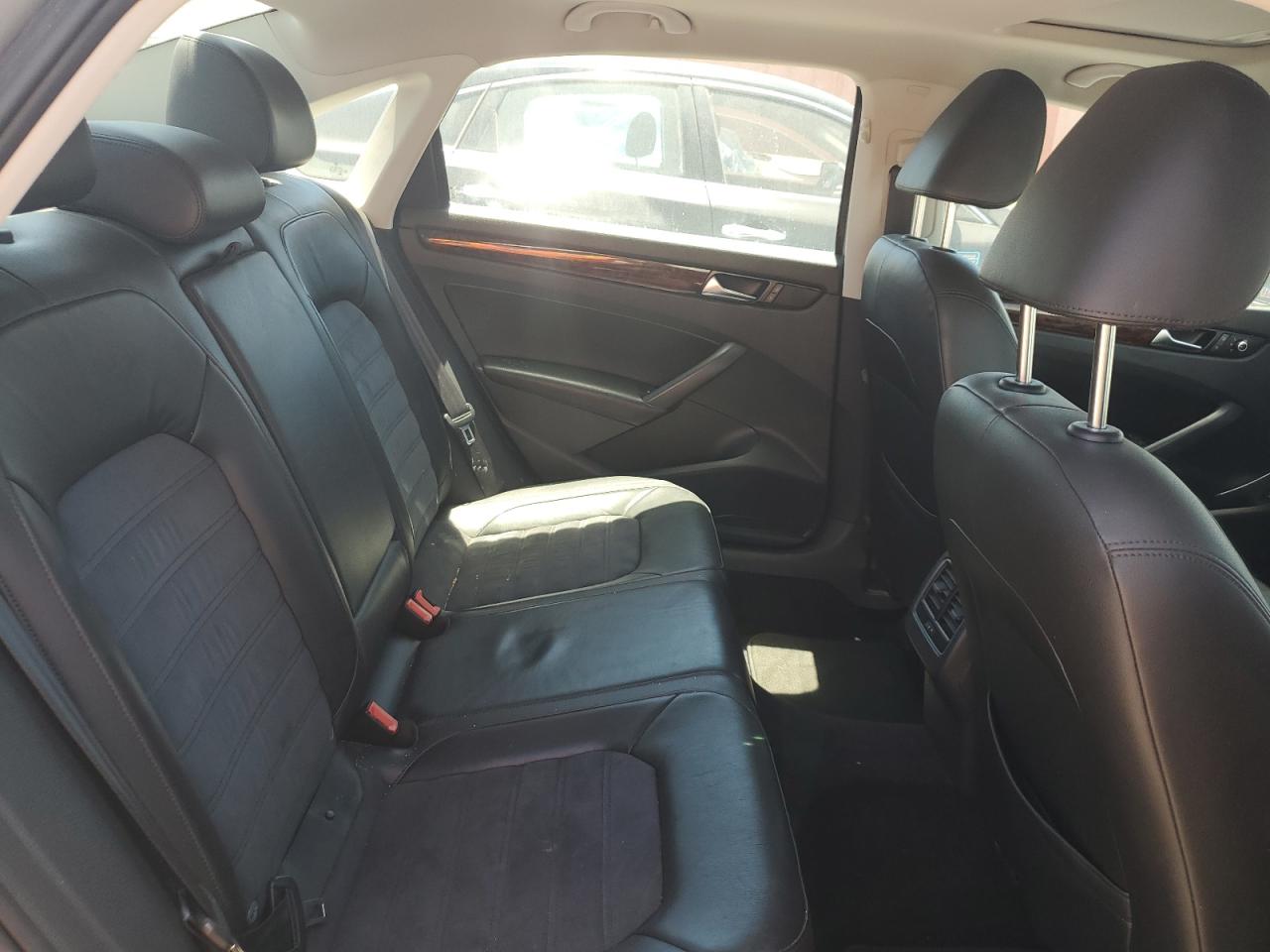 1VWCN7A3XDC112015 2013 Volkswagen Passat Sel