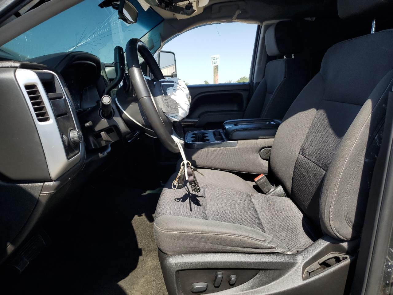 3GTP1MEC8HG365670 2017 GMC Sierra C1500 Sle