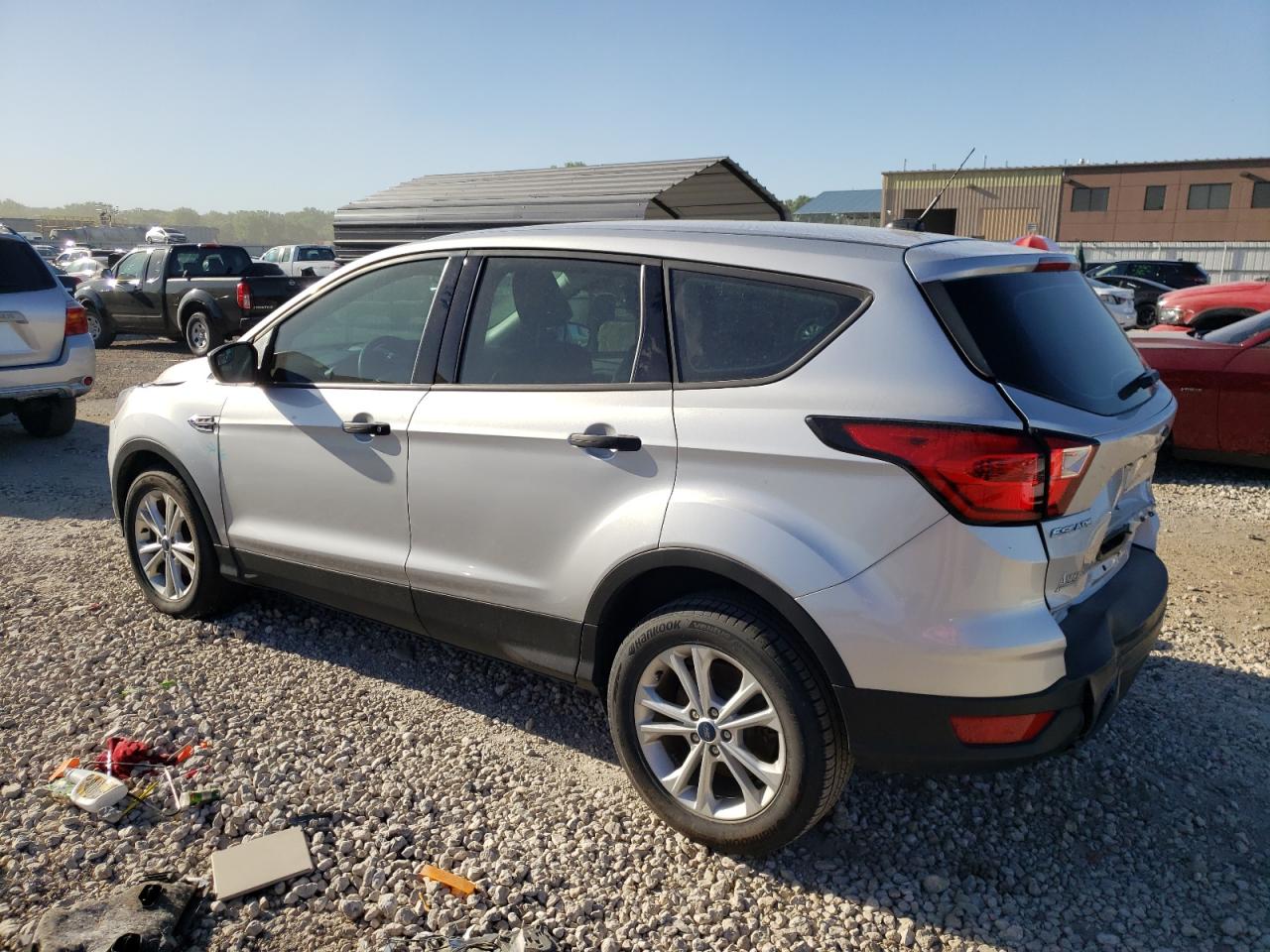 2019 Ford Escape S vin: 1FMCU0F73KUA05402