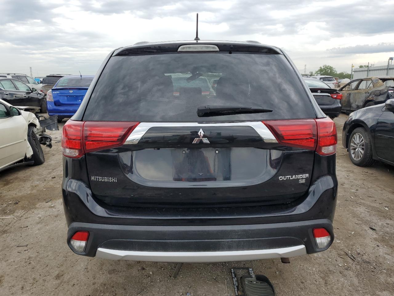 JA4AD3A32GZ022522 2016 Mitsubishi Outlander Se