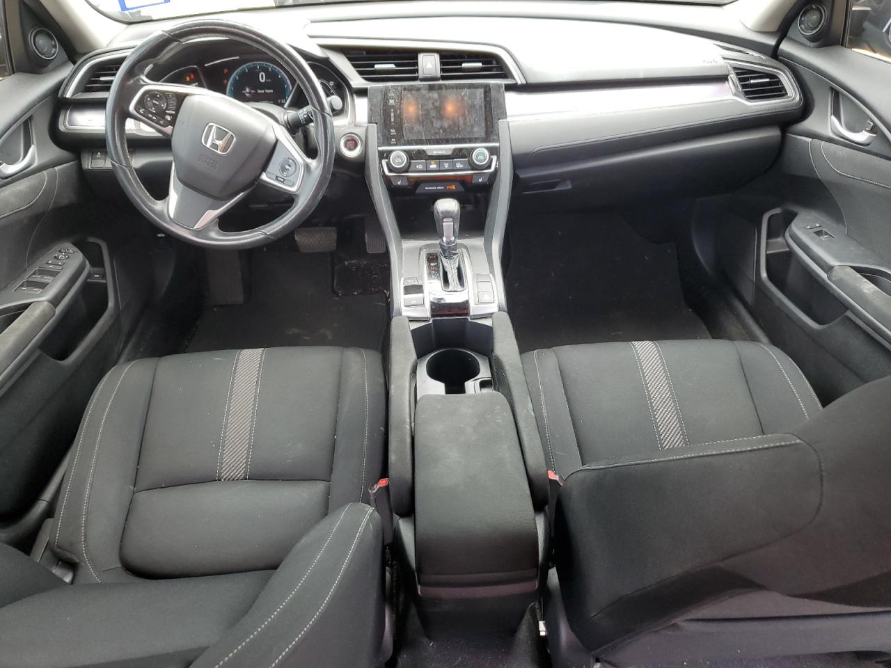 JHMFC1F33JX001353 2018 Honda Civic Ex