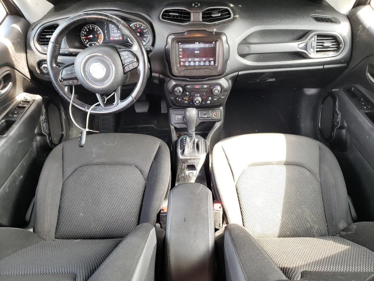 ZACNJBB18KPK38676 2019 Jeep Renegade Latitude