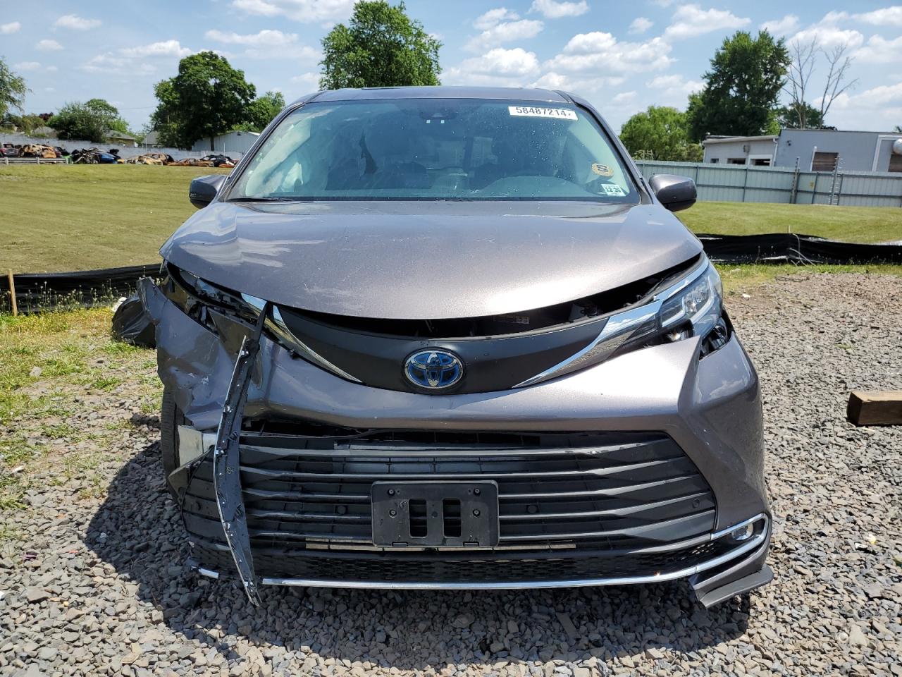 2022 Toyota Sienna Xle vin: 5TDYSKFC4NS047613