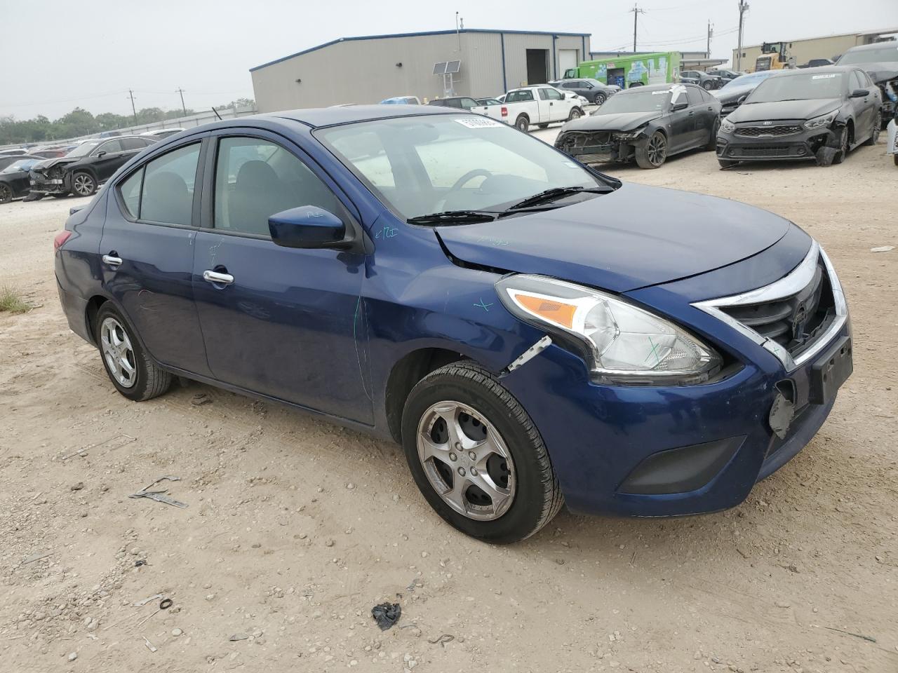 3N1CN7AP4JL823878 2018 Nissan Versa S