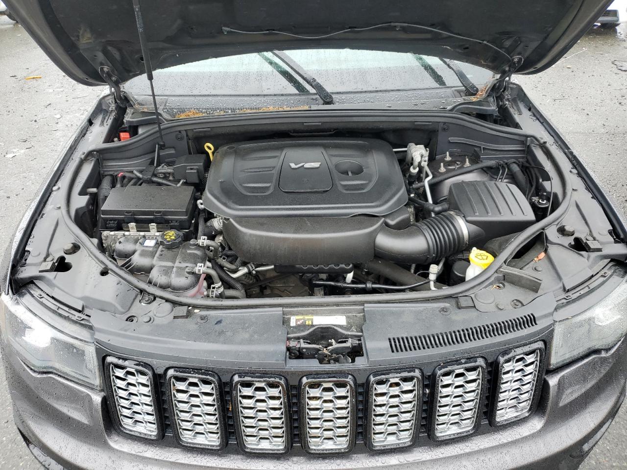 1C4RJFAG3JC222776 2018 Jeep Grand Cherokee Laredo