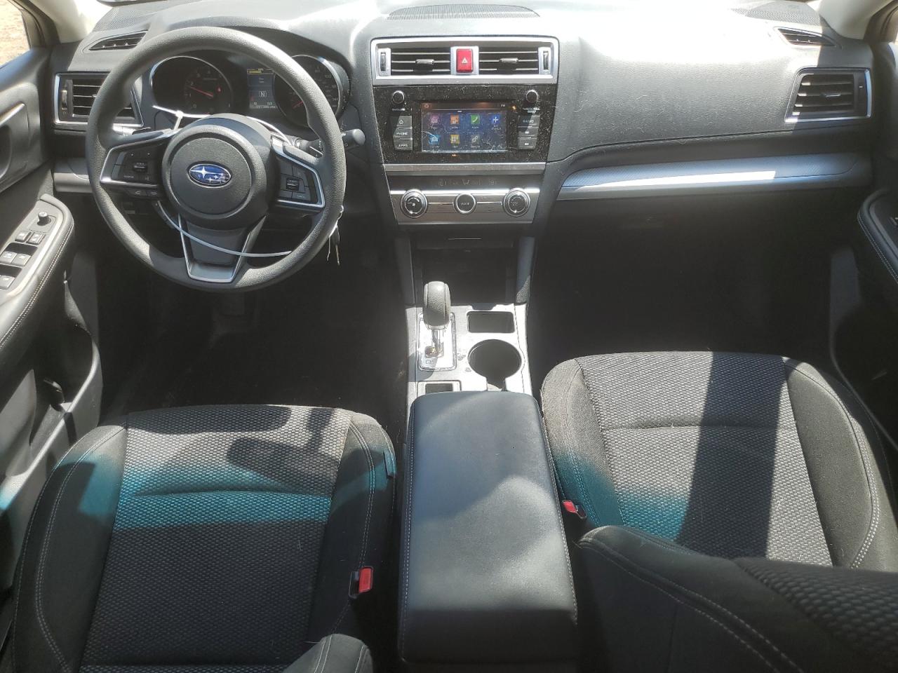 4S4BSAAC3J3295639 2018 Subaru Outback 2.5I