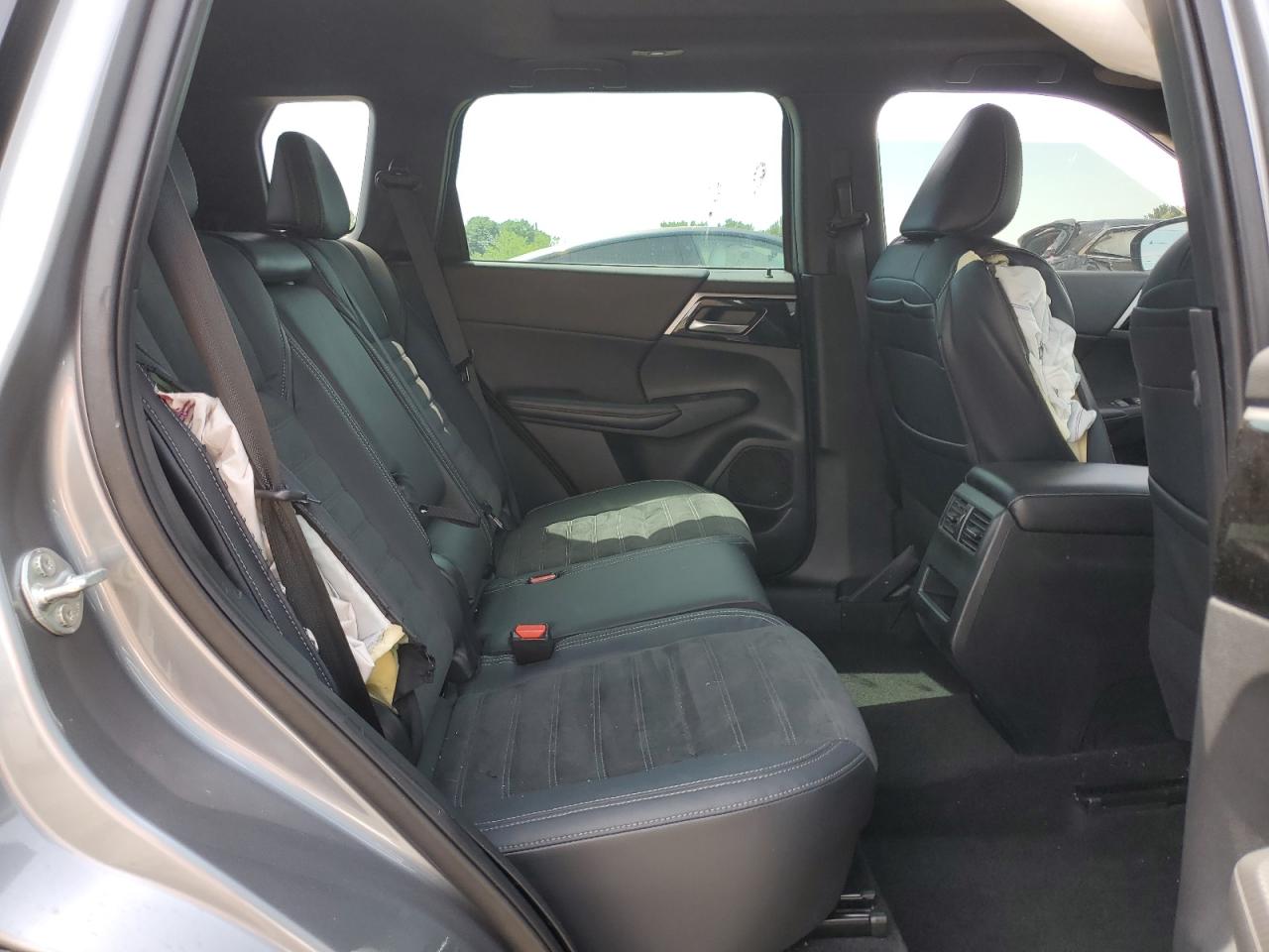 JA4J4UA81NZ069314 2022 Mitsubishi Outlander Se