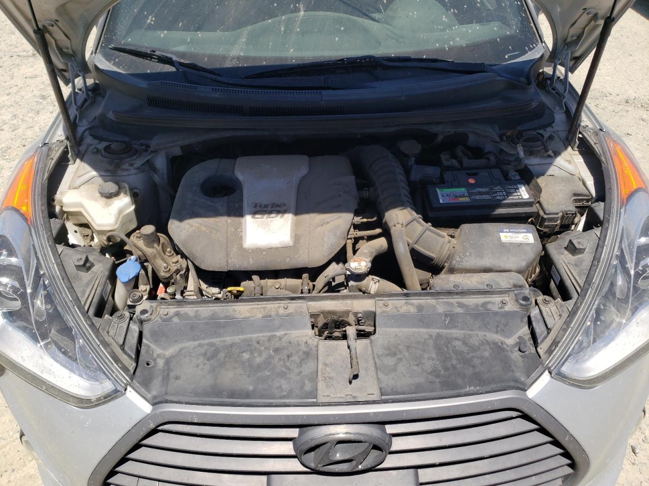 KMHTC6AE1GU286070 2016 Hyundai Veloster Turbo