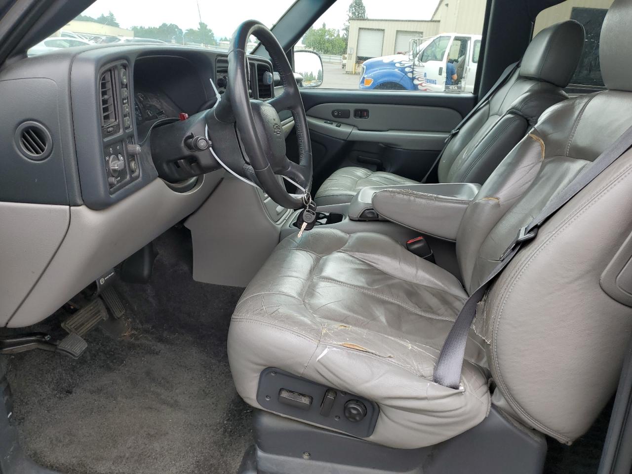 1GNEK13T31R117703 2001 Chevrolet Tahoe K1500