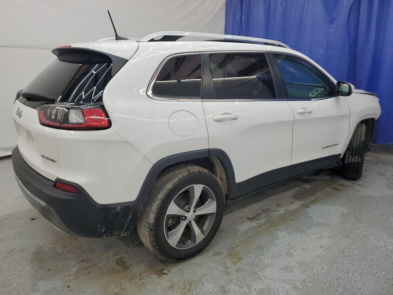 1C4PJMDX4KD438235 2019 Jeep Cherokee Limited