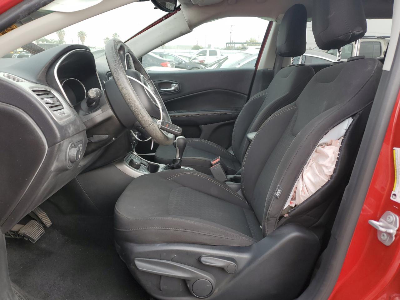 3C4NJDAB8JT281401 2018 Jeep Compass Sport