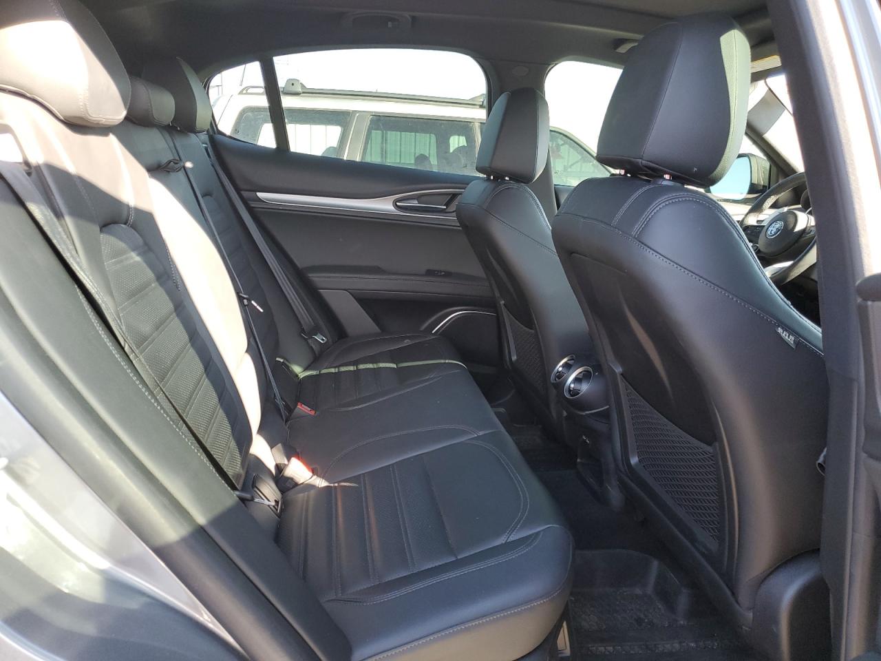 ZASPAKBN8L7C98543 2020 Alfa Romeo Stelvio Ti