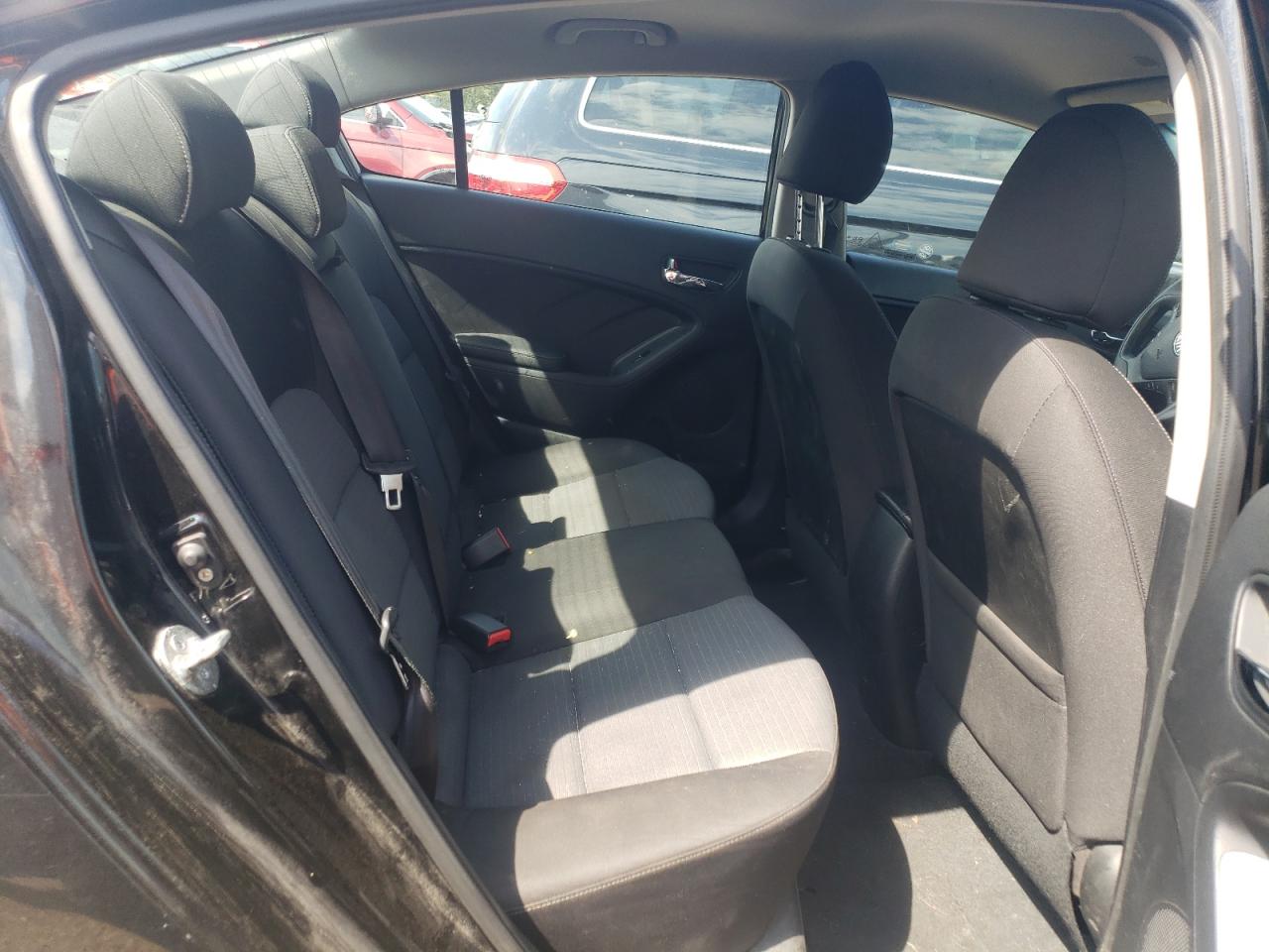 KNAFX4A61F5414557 2015 Kia Forte Lx