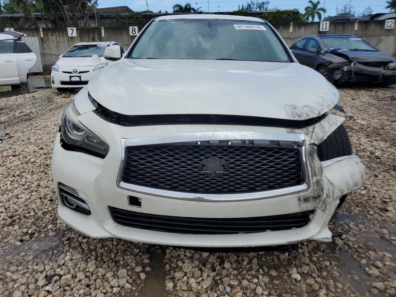 2016 Infiniti Q50 Base vin: JN1CV7AP6GM201782