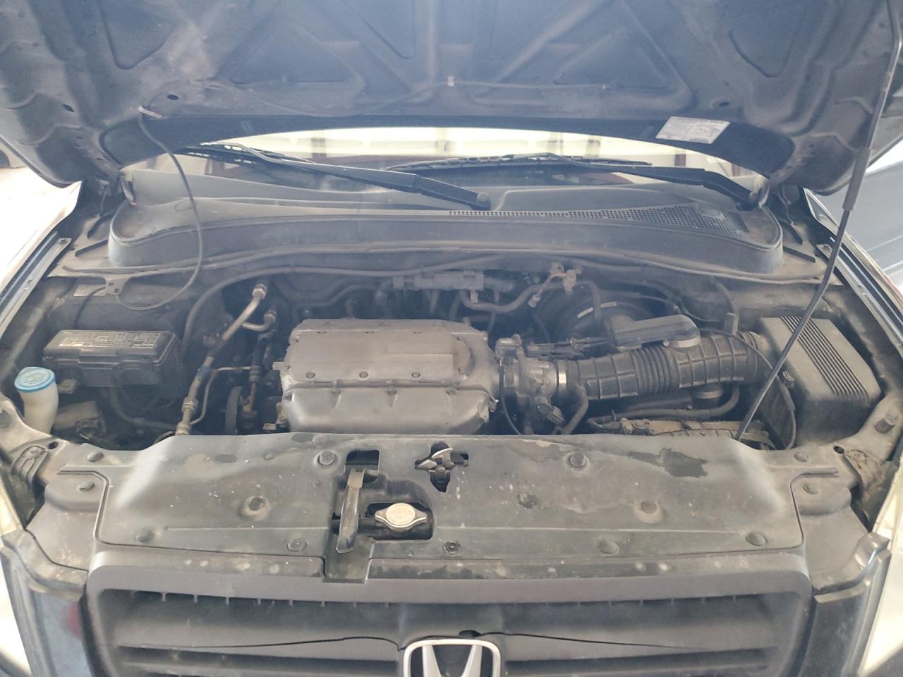 2HKYF18574H609747 2004 Honda Pilot Exl