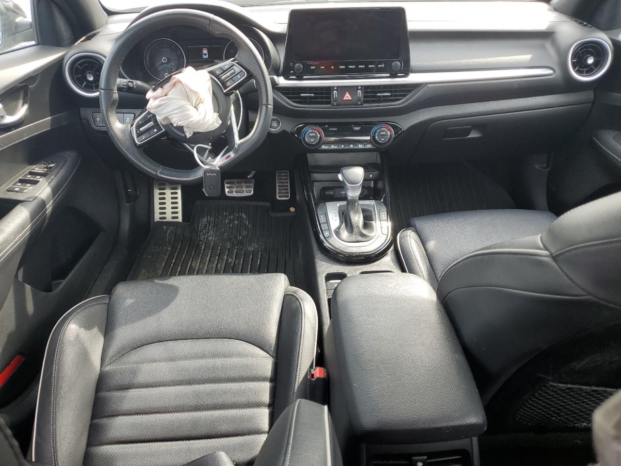 3KPF54AD5NE452528 2022 Kia Forte Gt Line