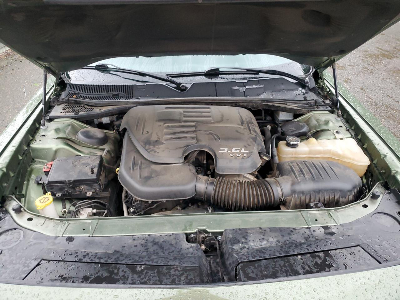 2C3CDZAG8JH271861 2018 Dodge Challenger Sxt