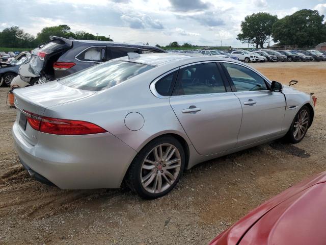 VIN SAJBE4BV5GCY08865 2016 Jaguar XF, Prestige no.3