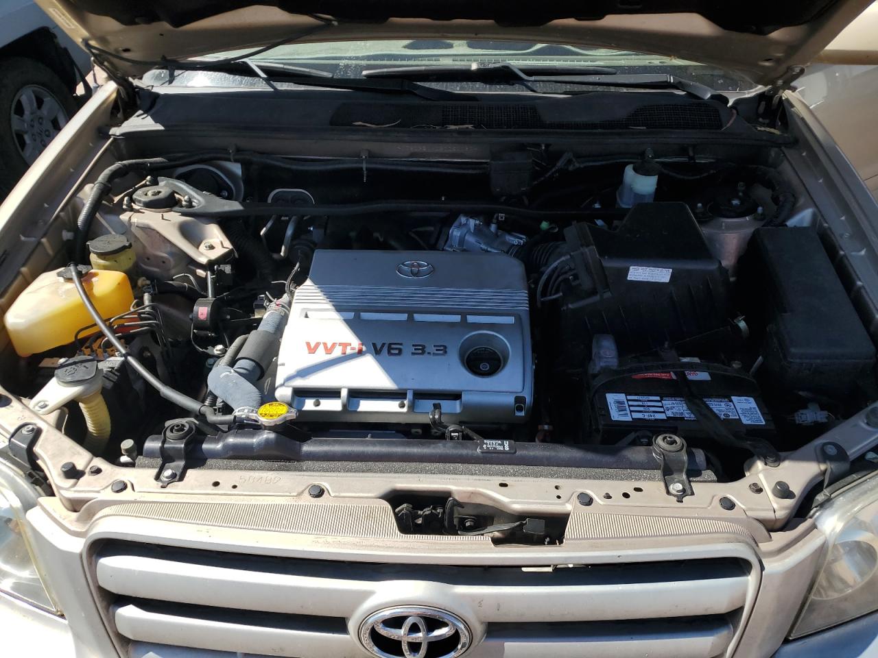 JTEDP21A050061190 2005 Toyota Highlander Limited