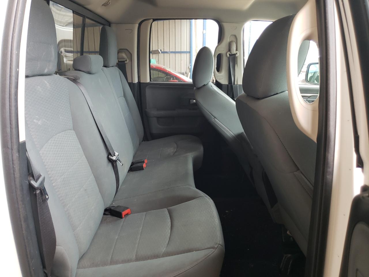 1C6RR7GG7GS334217 2016 Ram 1500 Slt