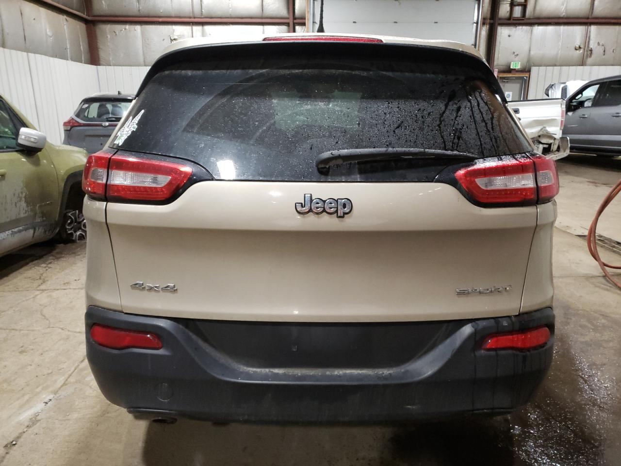 2014 Jeep Cherokee Sport vin: 1C4PJMAB8EW295775