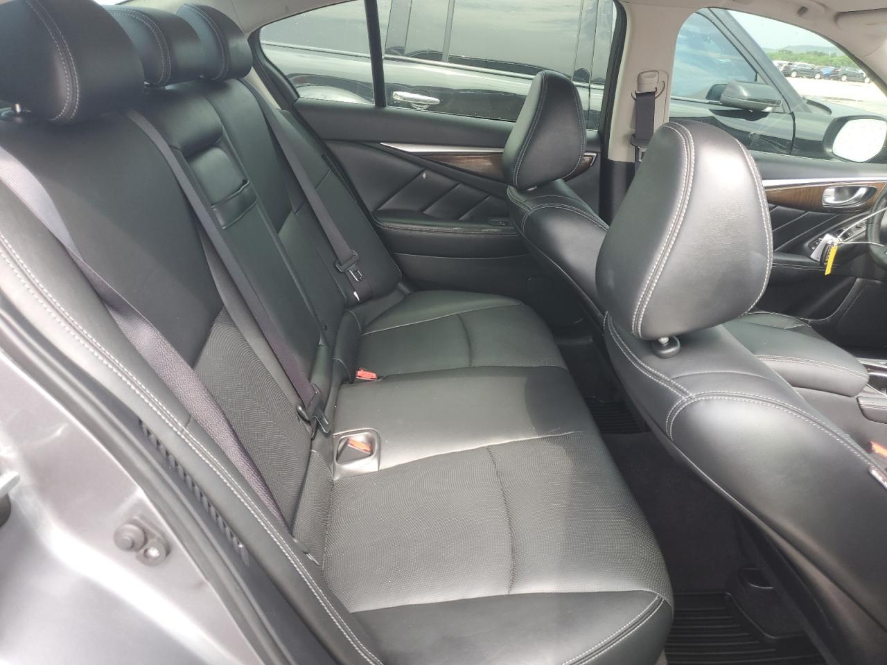 JN1AV7AP4GM490135 2016 Infiniti Q50 Hybrid