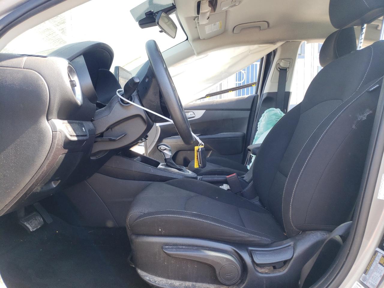 3KPF24AD5NE461657 2022 Kia Forte Fe