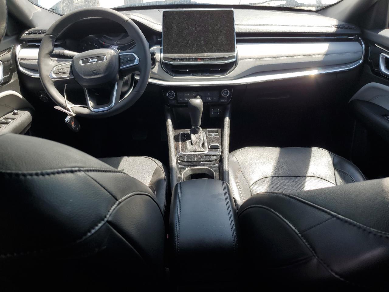 3C4NJDCN5PT527465 2023 Jeep Compass Limited