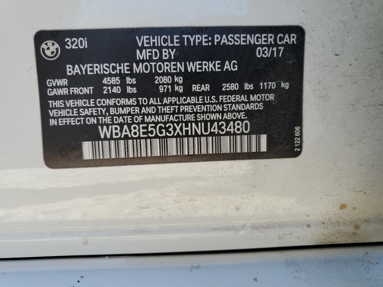 WBA8E5G3XHNU43480 2017 BMW 320 Xi